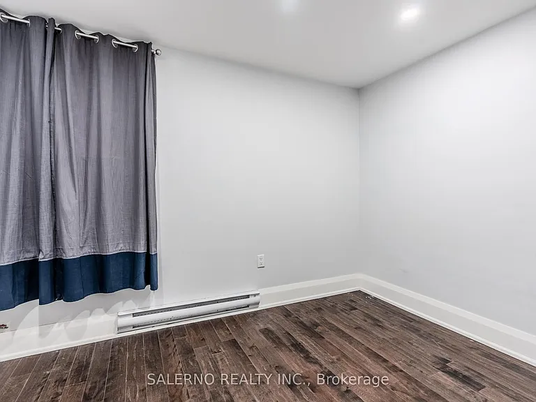 756 Dundas St W #MAIN — Photo 11
