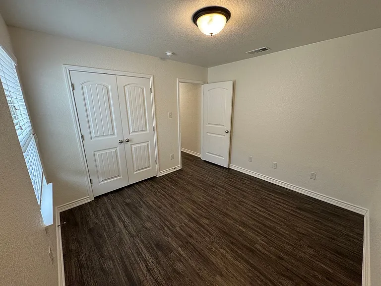 1417 Jasper Garden Ct — Photo 17