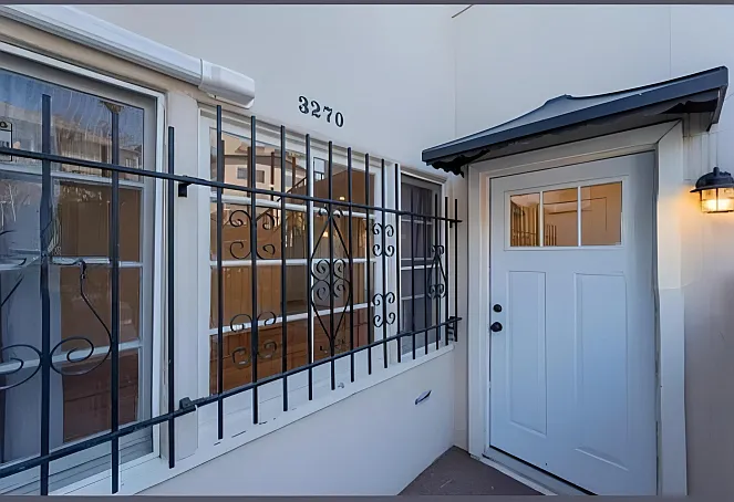 3270 Descanso Dr — Photo 11