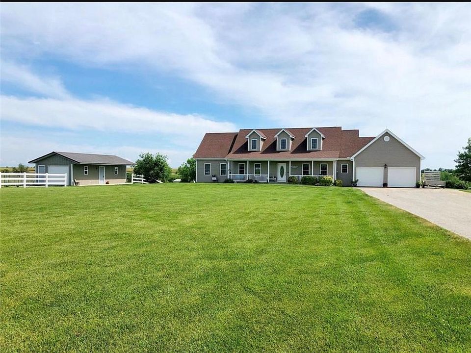 1st image of 24752 200th St