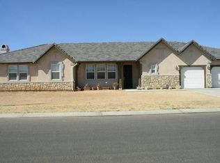 3131 W Avenue M4, Lancaster, CA 93536