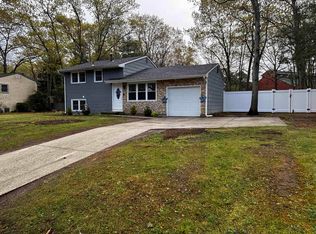308 E Key Dr, Galloway, NJ 08205