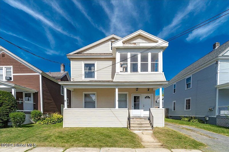 2nd image of 18 Ellsworth Street