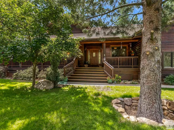 1100 Douglas Fir Dr, Reno, NV 89511