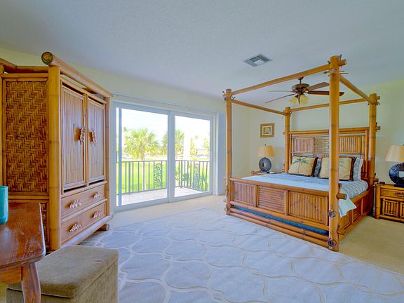 5th image of 336 Palm Dr