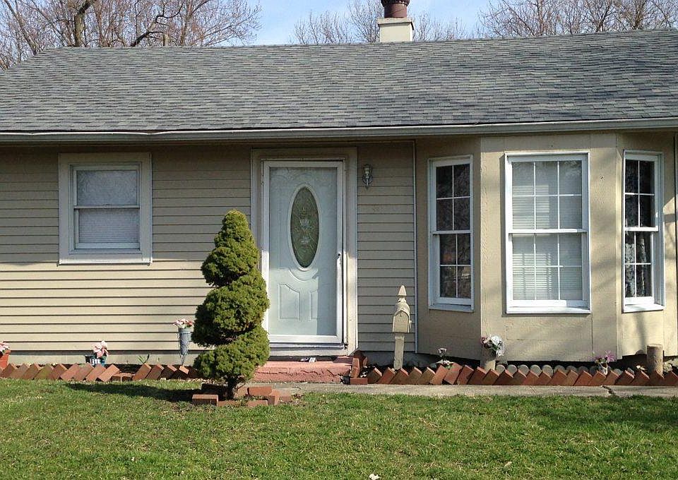 1st image of 3029 Eagledale Dr