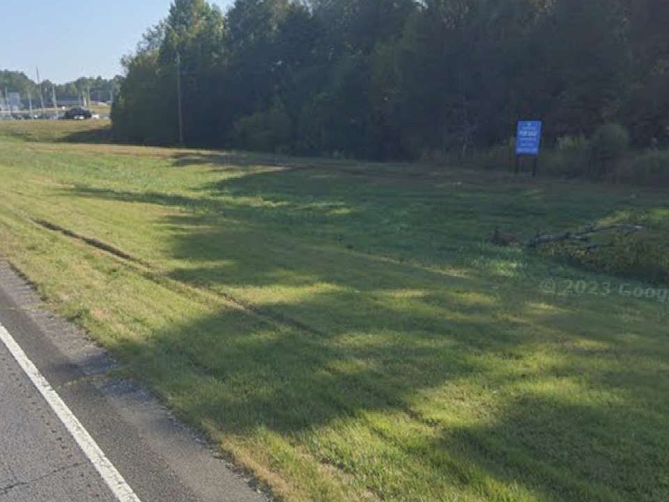 2nd image of 3568 State Highway 365