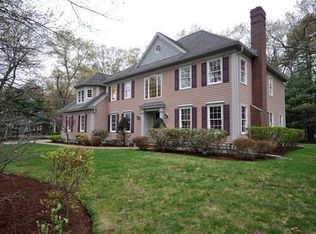 18 Sweeney Ridge Rd, Bedford, MA 01730