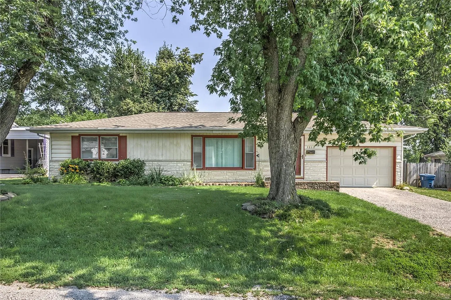3810 Western Ave photo 1