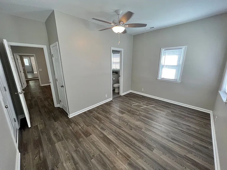 6 Maverick St — Photo 10