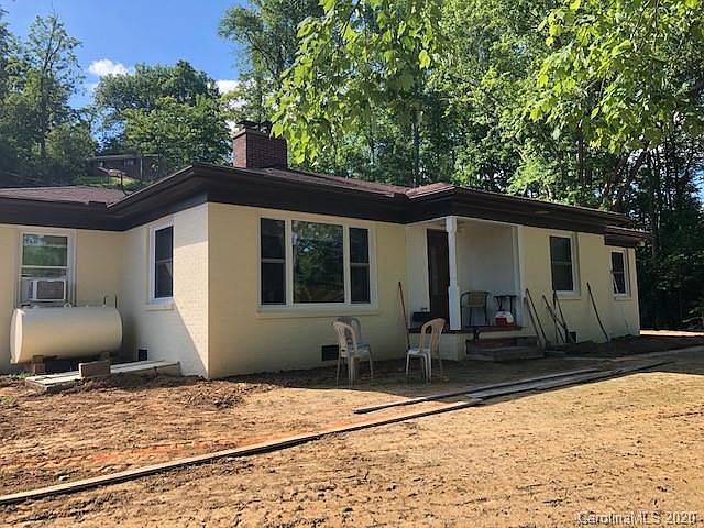 2nd image of 154 Sunset Dr
