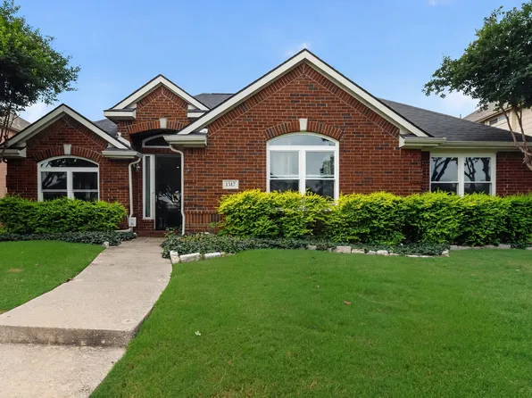 1517 Caldwell Cir, Carrollton, TX 75010