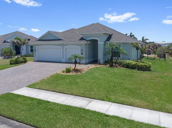 7203 33rd Square, Vero Beach, FL 32967