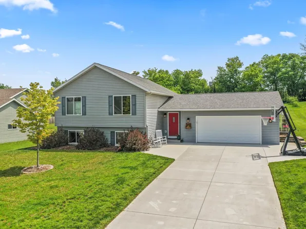 509 Lally Ln, Zumbrota, MN 55992