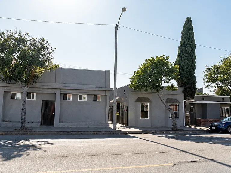 6809 West Blvd #C — Photo 1