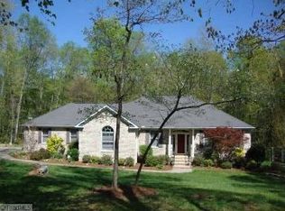 1955 Conrad Sawmill Rd, Pfafftown, NC 27040