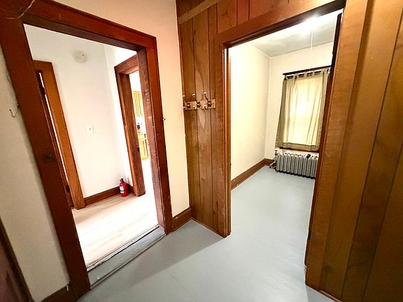 2nd image of 1626 Sheridan Rd #2