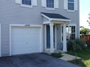 1498 Red Top Ln, Minooka, IL 60447