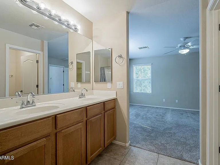 10052 E Isleta Ave — Photo 19