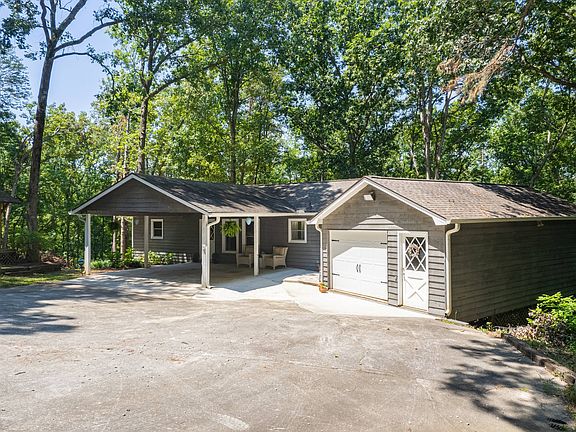 2nd image of 396 Cardinal Ln