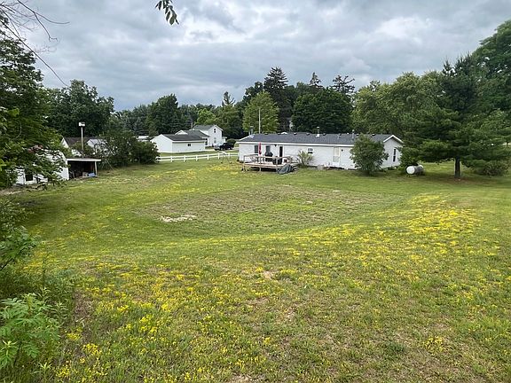 3rd image of 1172 N Greenville Rd