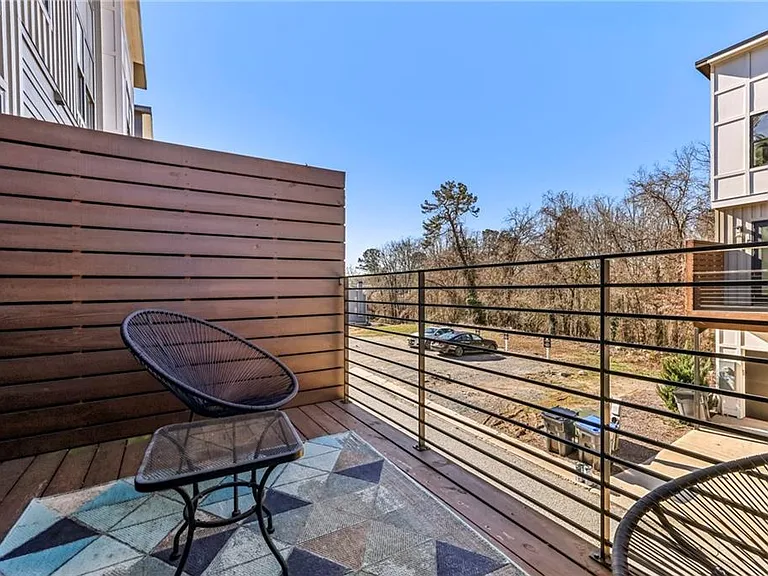 2336 Mason Dr — Photo 9