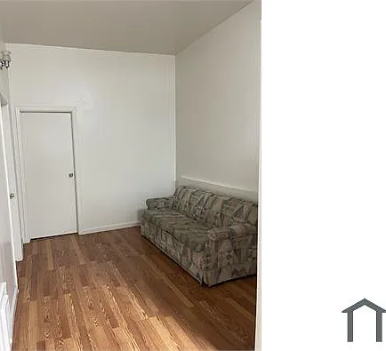 2 bed, 850 sqft, $2,700 — Photo 1