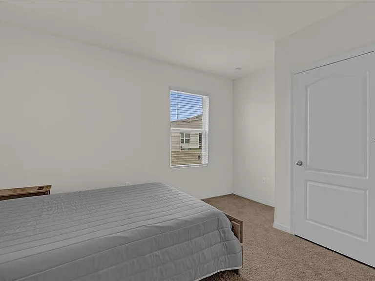1444 Berry Ln — Photo 10