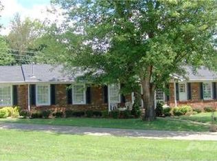 355 Kimbrough Rd, Clarksville, TN 37043