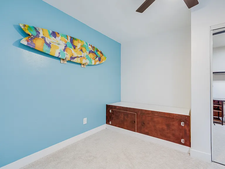 530 Kirtright St — Photo 33