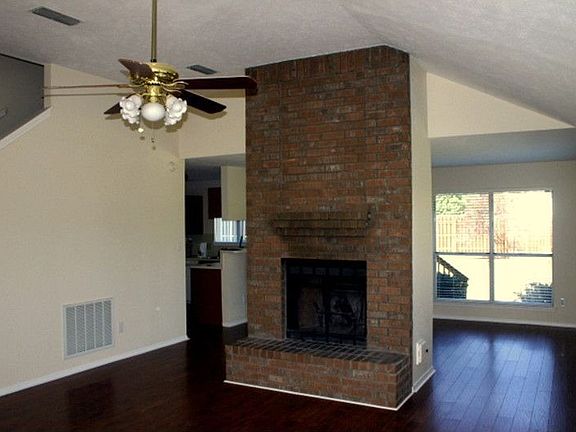 4th image of 600 Steven Dr