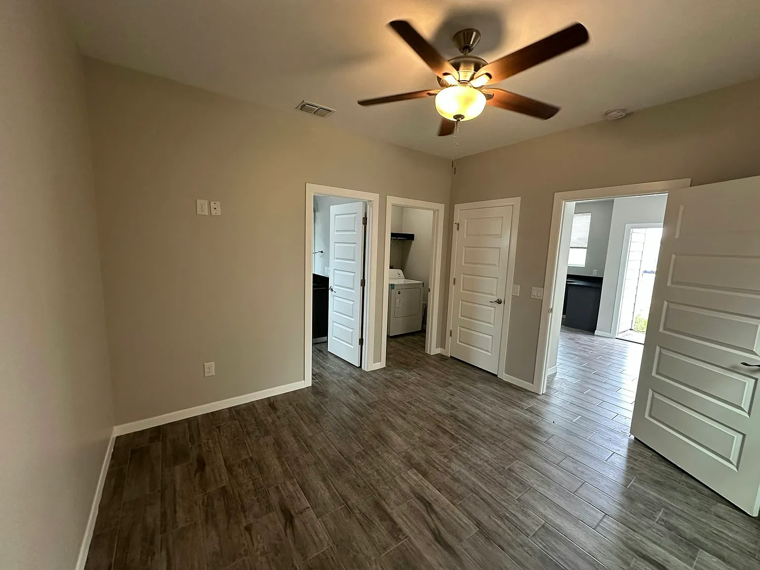 1308 Quitaca Drive, Unit 1 — Photo 3