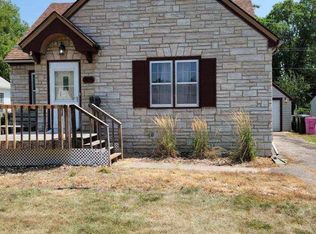 2858 Isabella St, Sioux City, IA 51103