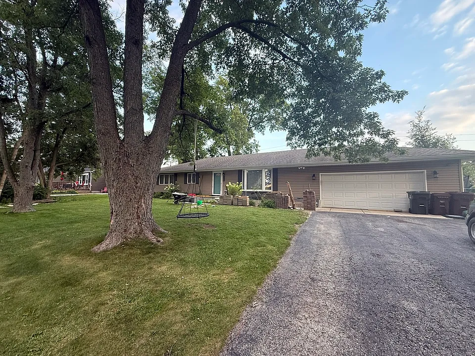 122 Gall Ln