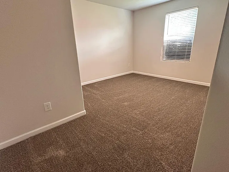 512 Flannel Way — Photo 18