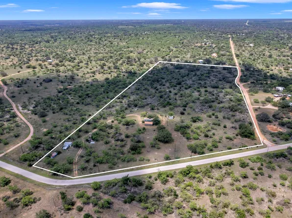 790 CR 102, Llano, TX 78643