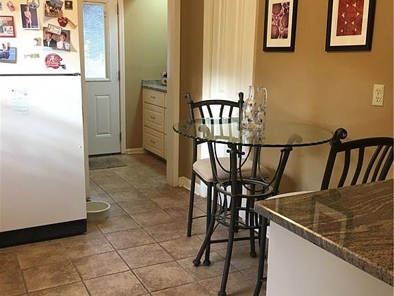 5th image of 3571 Wareingwood Dr