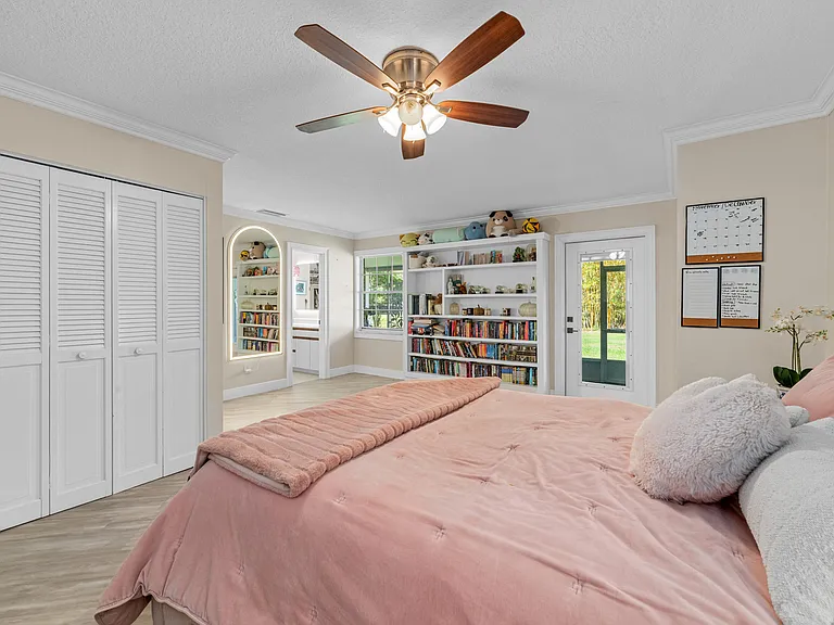 15161 Collecting Canal Rd — Photo 59