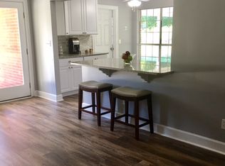 800 Myrick Rd, Deatsville, AL 36022