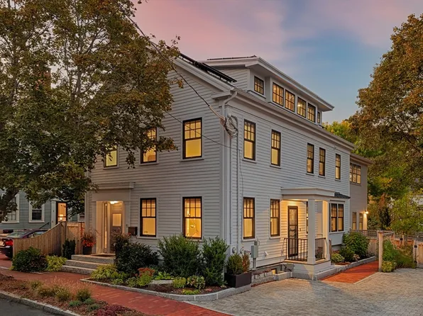 11 Purchase St, Newburyport, MA 01950