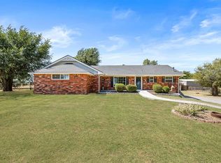 1406 S Radio Rd, El reno, OK 73036