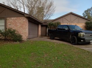 6611 Archgate Dr, Spring, TX 77373