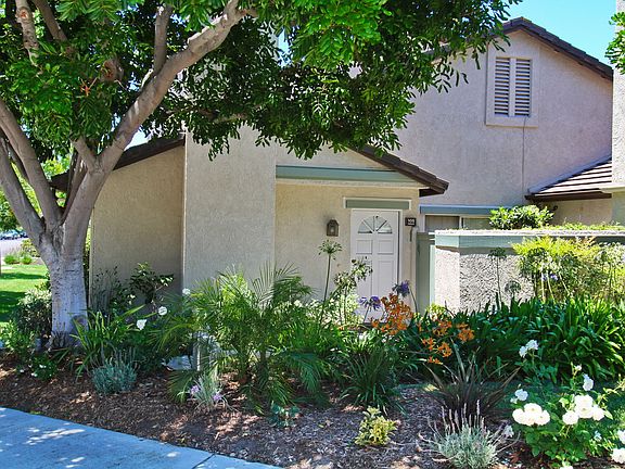 105 Oxford ~ Lush Landscape