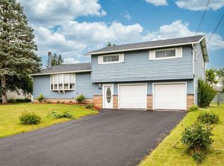 5662 Stevens Dr N, Cicero, NY 13039
