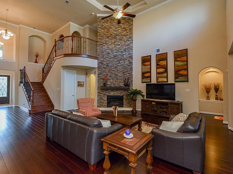 6302 Kennedy Hills Ct — Photo 31