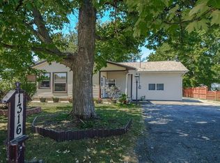 1316 E 348th St, Eastlake, OH
