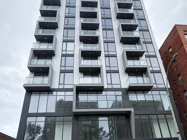 134-11 Franklin Ave #8B — Photo 1