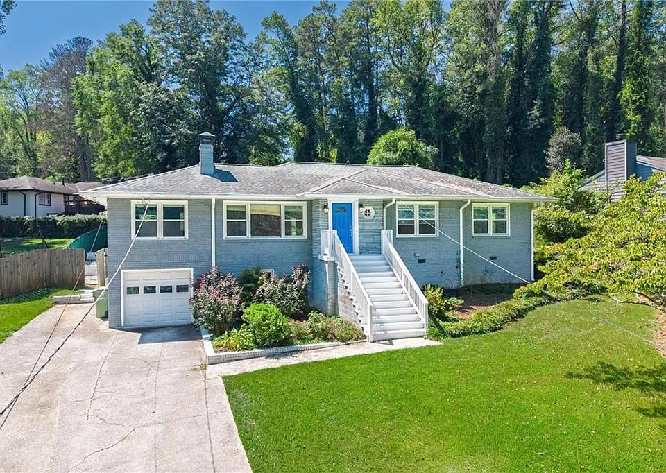 2134 Beecher Cir SW