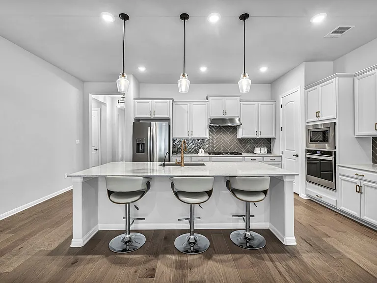 Alouette Dr — Photo 8