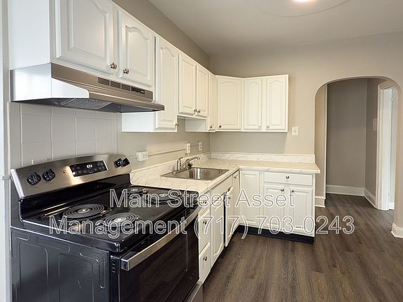 5th image of 332 Chestnut St Floor 2